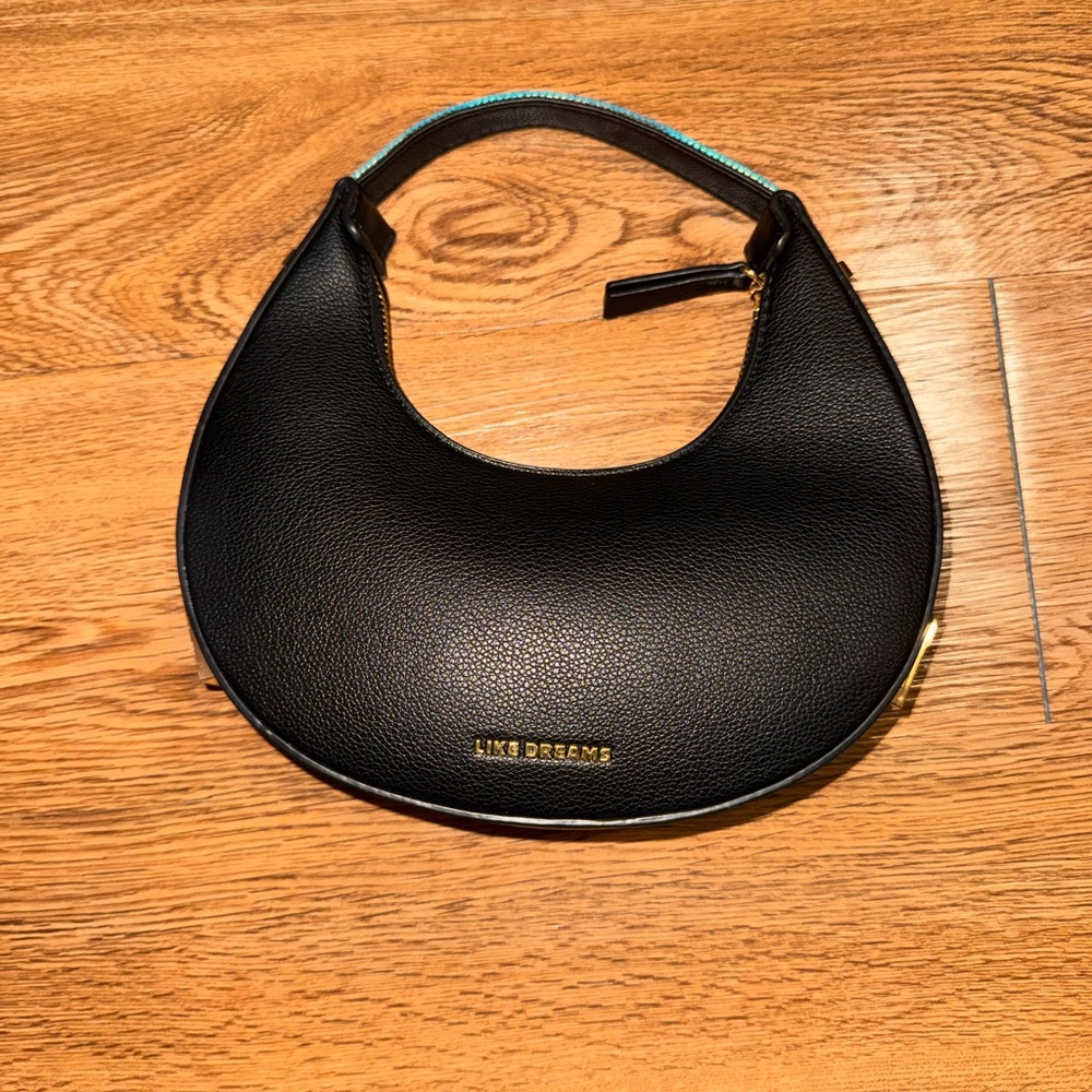 Black shoulder purse